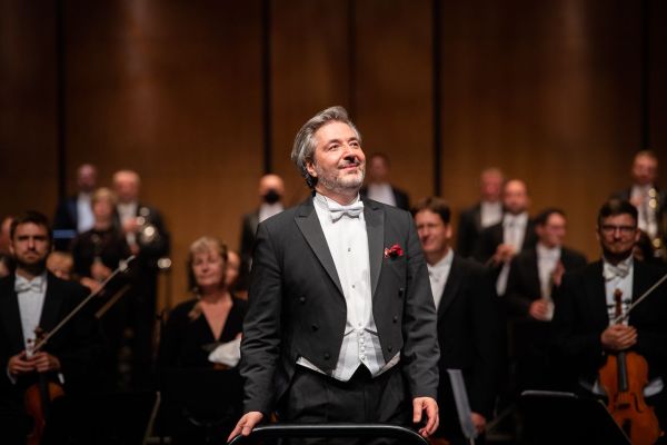 Piano master's friendship and love